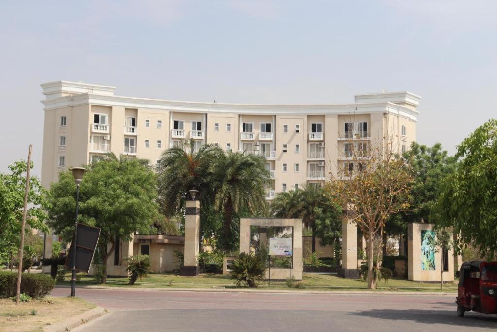 Omaxe Homestay Vrindavan